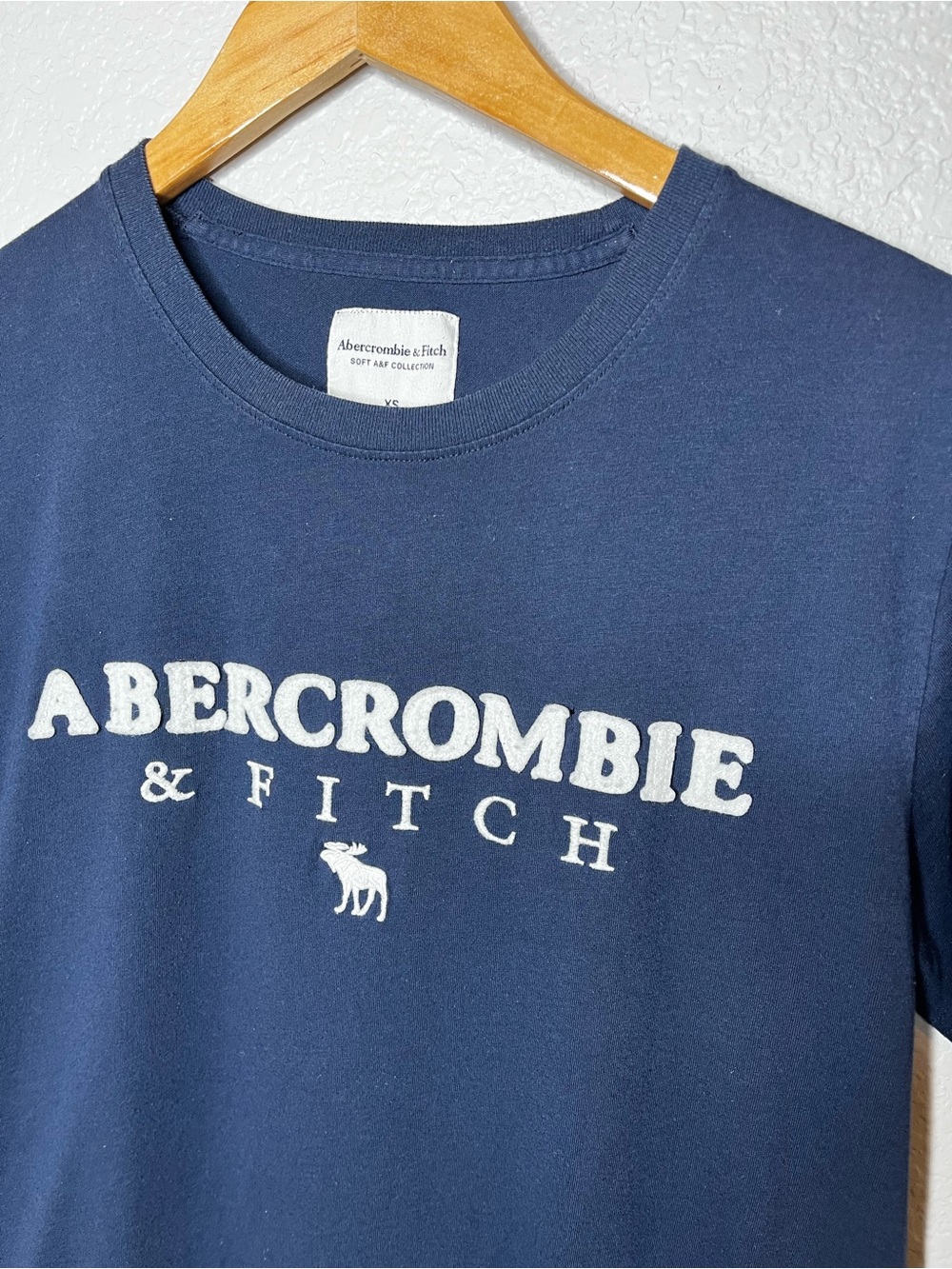 Abercrombie & Fitch Soft A&F Navy Logo T Shirt XS Y2K Preppy Blue OVERSIZED - Picture 2 of 7